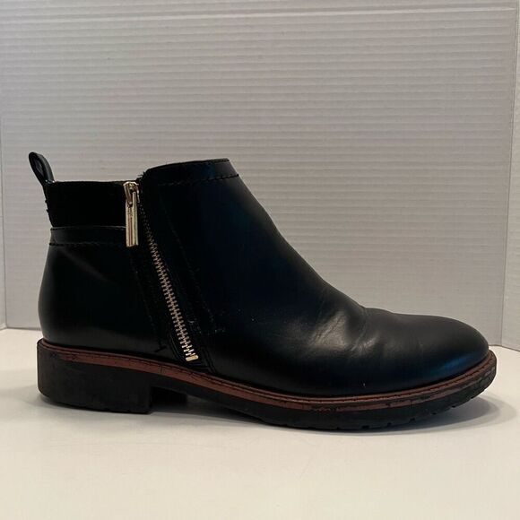 Tommy Hilfiger Fawn2 Zip Ankle Booties 10 - Picture 1 of 10